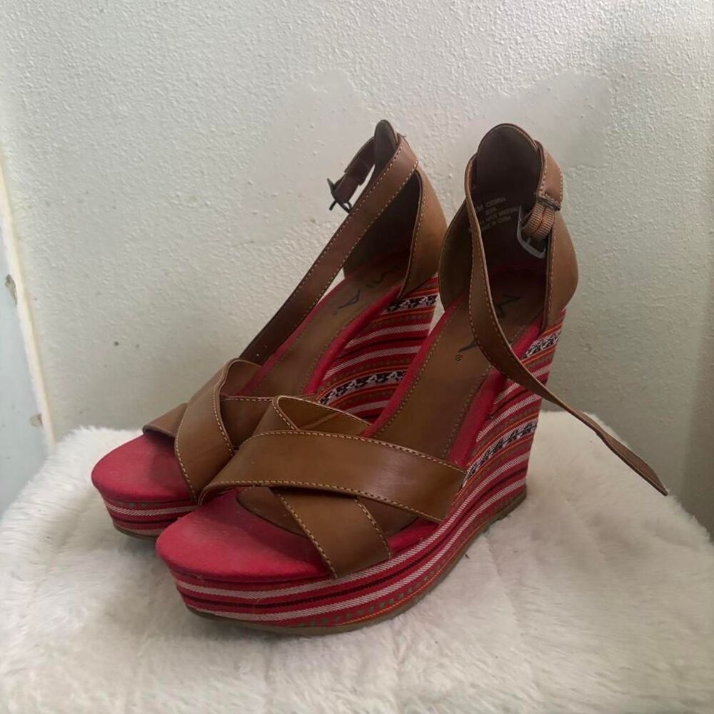 Women's MIA Wedge Sandals w/ Aztec Print - Picture 2 of 7